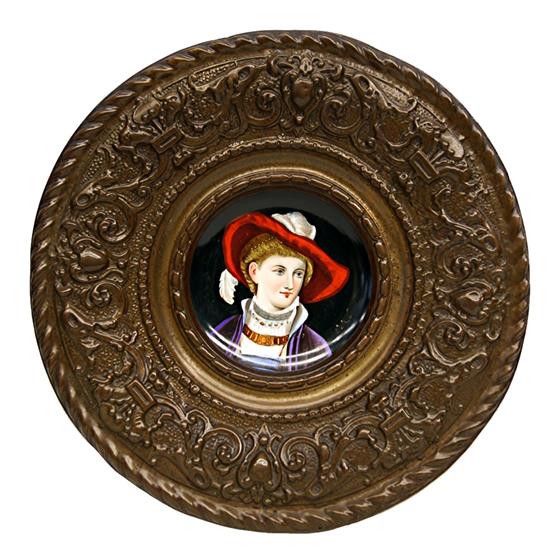 Dekorativní talíř s malovaným obrázkem