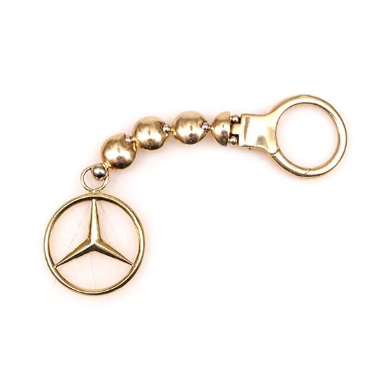 Zlatý přívěšek ke klíčům Mercedes