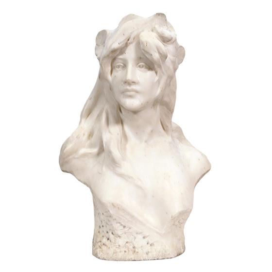 Velká busta Secesní dámy z carrerského mramoru