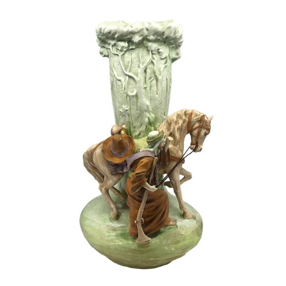 Figurální váza