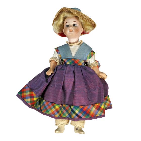 Stará panenka s porcelánovou hlavou